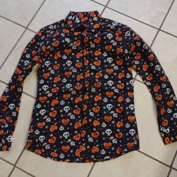 NWOT Simon Banks Halloween buttondown longsleeve shirt heart pumpkins skulls S - Picture 2 of 10